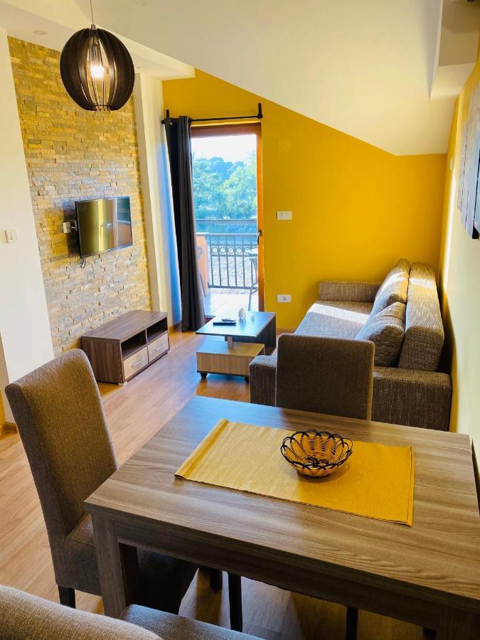 Apartmani Borova 2 Veliko Gradište Eksteriør bilde