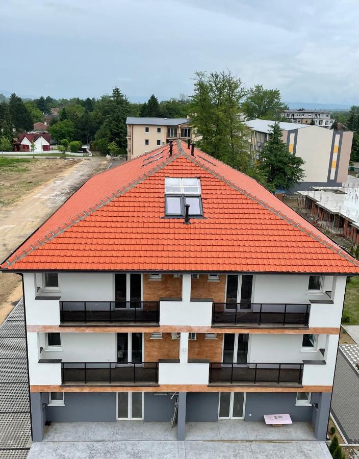 Apartmani Borova 2 Veliko Gradište Eksteriør bilde