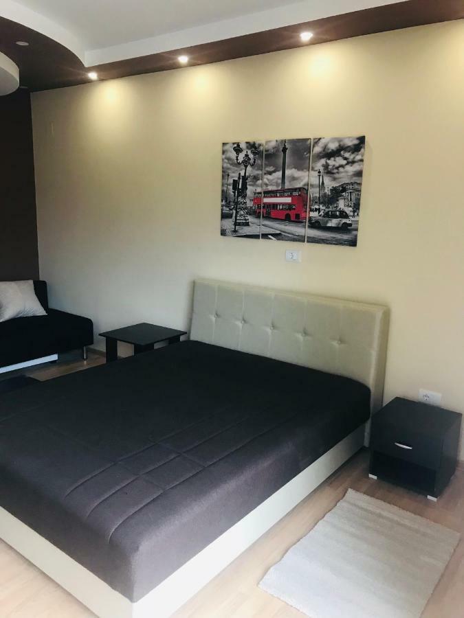 Apartmani Borova 2 Veliko Gradište Eksteriør bilde
