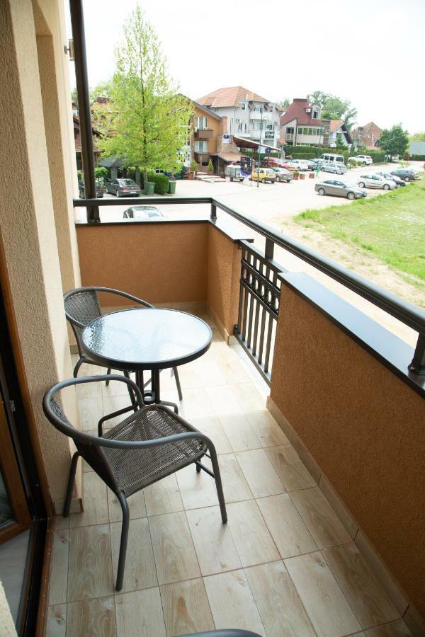Apartmani Borova 2 Veliko Gradište Eksteriør bilde